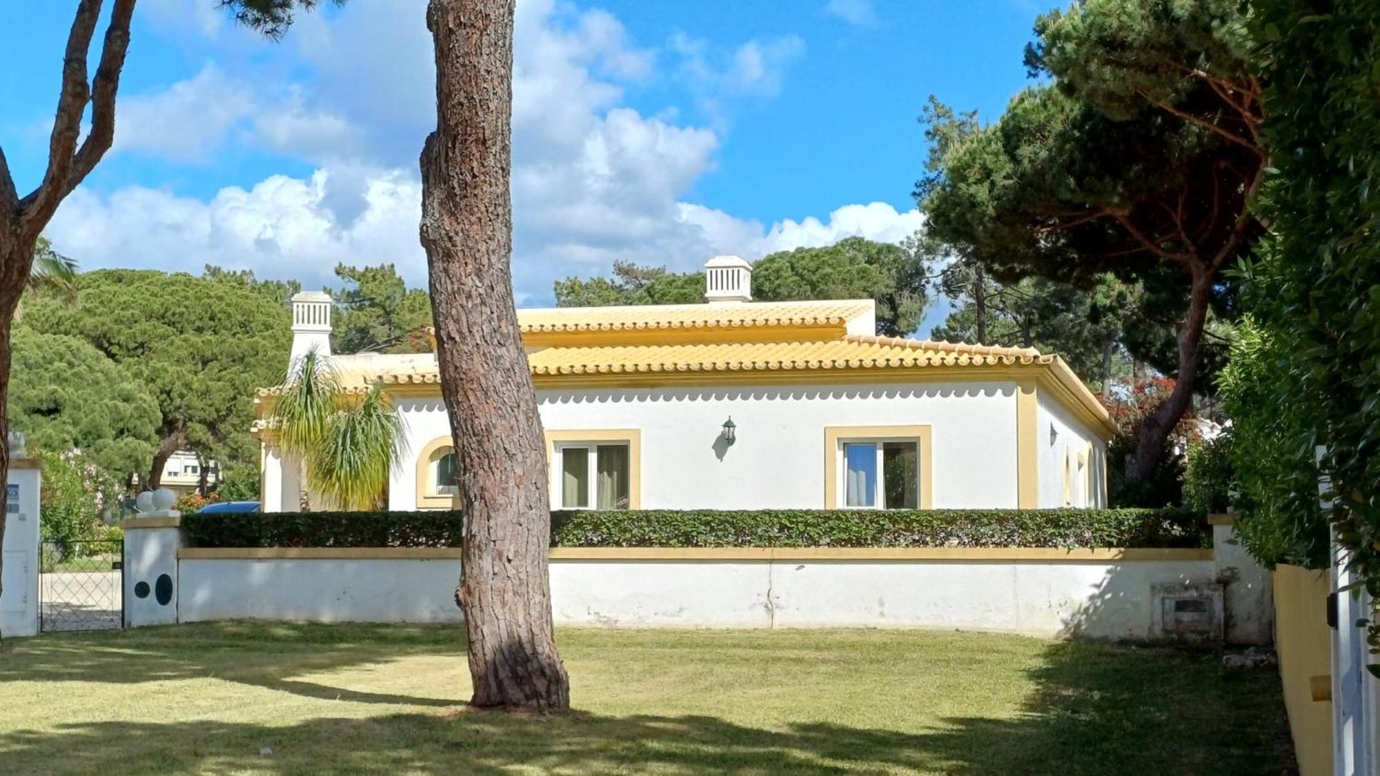 The Pinewood Villa Виламура Екстериор снимка