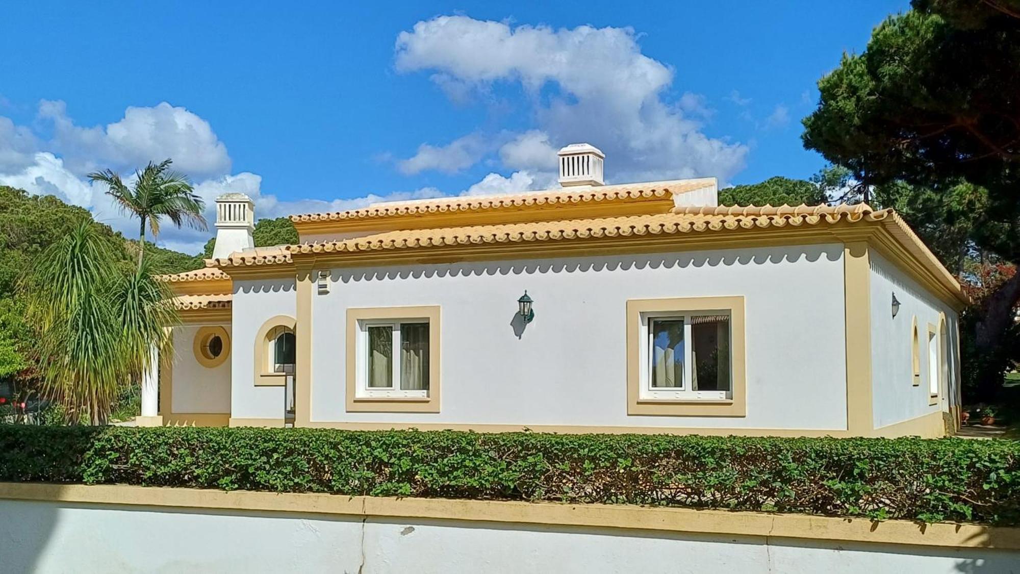 The Pinewood Villa Виламура Екстериор снимка